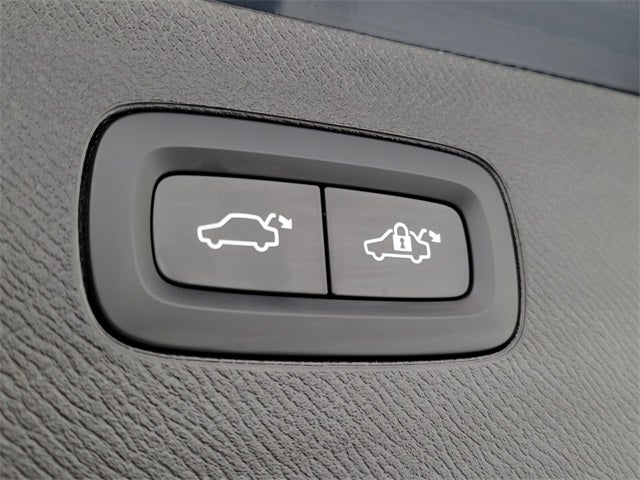 2025 Volvo XC90 B6 Plus 7-Seater 2025.5