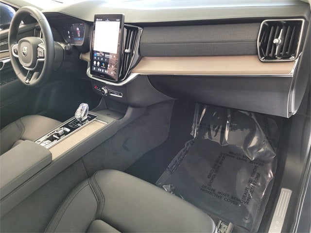 2025 Volvo XC90 B6 Plus 7-Seater 2025.5