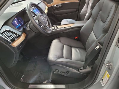 2025 Volvo XC90 B6 Plus 7-Seater