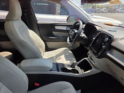 2019 Volvo XC40 Momentum