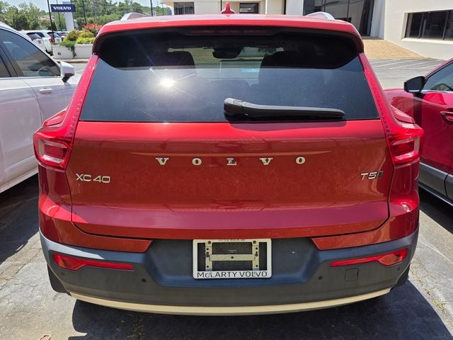 2019 Volvo XC40 Momentum