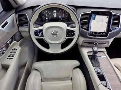 2022 Volvo XC90 T6 Inscription