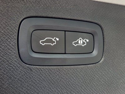 2023 Volvo XC90 Recharge Plug-In Hybrid Ultimate
