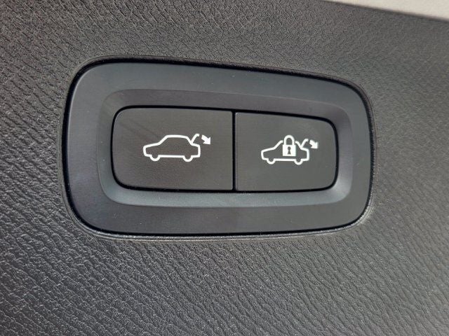 2023 Volvo XC90 Recharge Plug-In Hybrid Ultimate