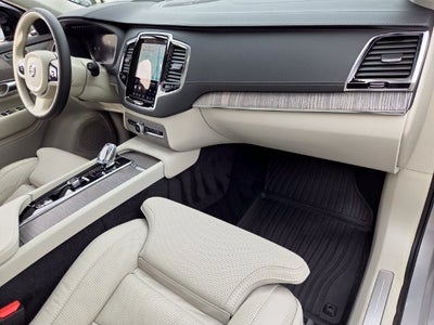 2023 Volvo XC90 Recharge Plug-In Hybrid Ultimate