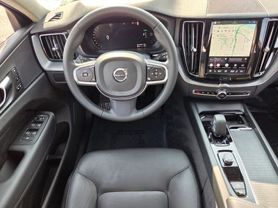 2024 Volvo XC60 Recharge Plug-In Hybrid Core Dark