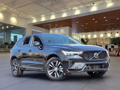 2024 Volvo XC60 Recharge Plug-In Hybrid Core Dark