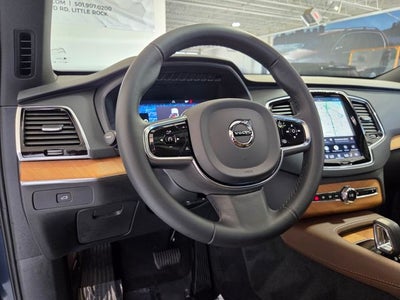 2024 Volvo XC90 B5 Plus