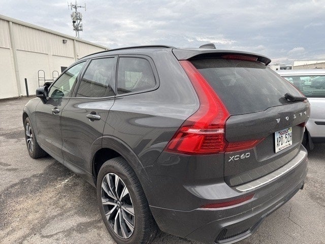 2024 Volvo XC60 B5 Plus Dark Theme