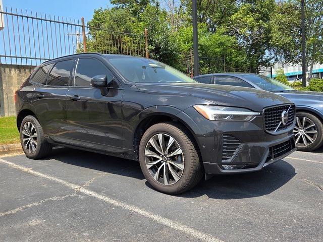 2024 Volvo XC60 B5 Plus Dark Theme