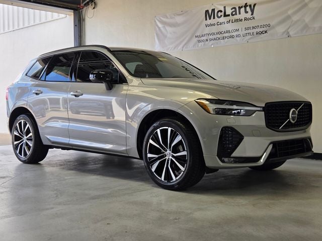 2024 Volvo XC60 B5 Plus Dark Theme