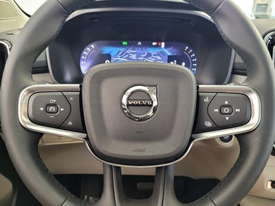 2026 Volvo XC40 B5 Plus