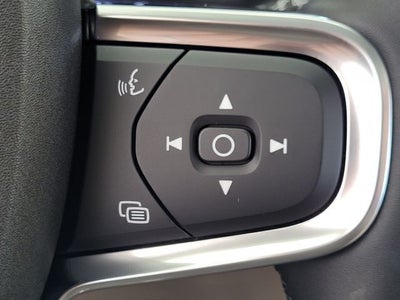 2026 Volvo XC40 B5 Plus