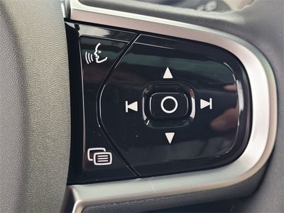 2026 Volvo XC90 B5 Plus