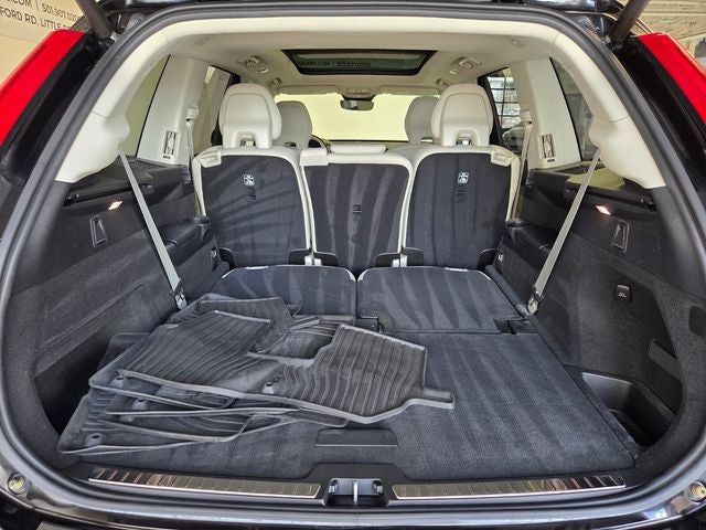 2025 Volvo XC90 B5 Plus