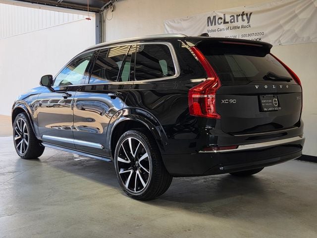 2025 Volvo XC90 B5 Plus