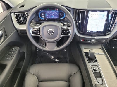2025 Volvo XC60 B5 Plus