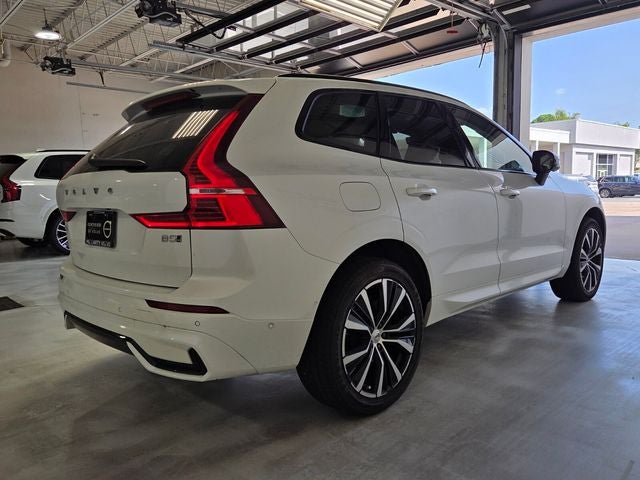 2025 Volvo XC60 B5 Plus