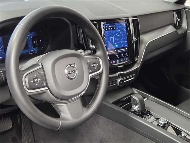 2025 Volvo XC60 B5 Core