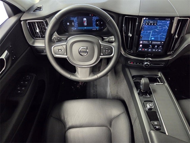 2025 Volvo XC60 B5 Core