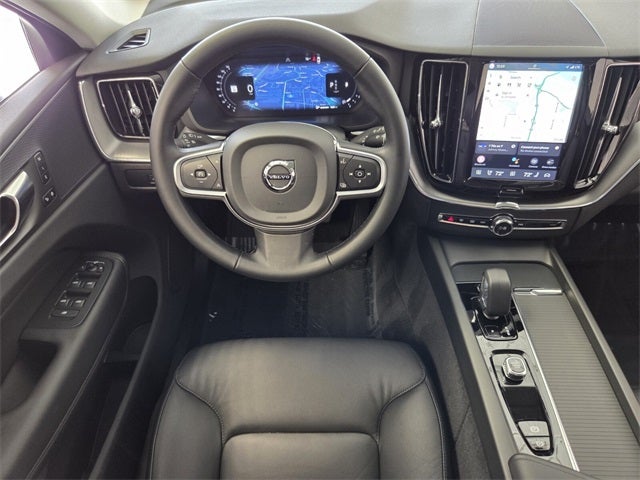2025 Volvo XC60 B5 Core