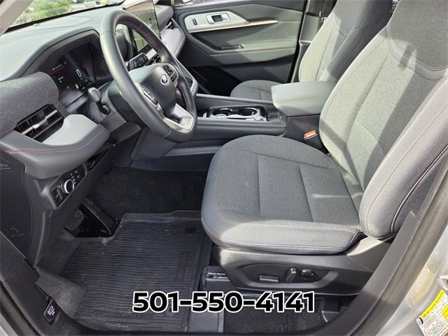 2025 Ford Explorer Active 4WD