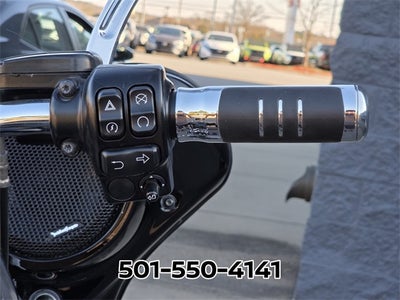 2016 Harley-Davidson Street glide Base