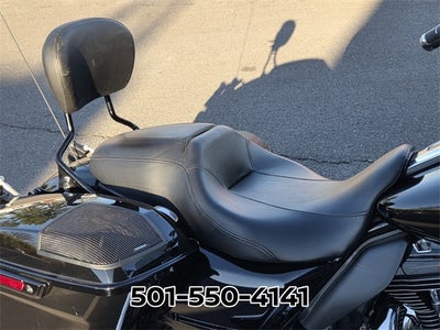 2016 Harley-Davidson Street glide Base
