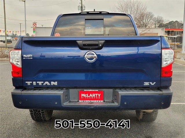 2022 Nissan Titan SV