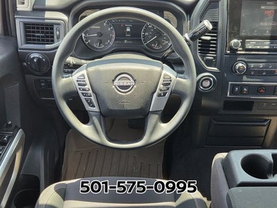 2023 Nissan Titan SV