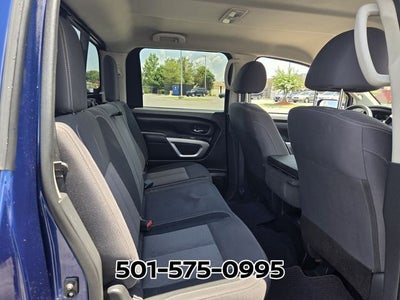 2023 Nissan Titan SV