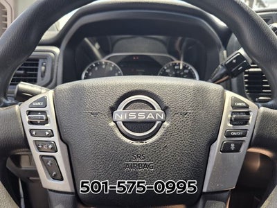 2023 Nissan Titan SV