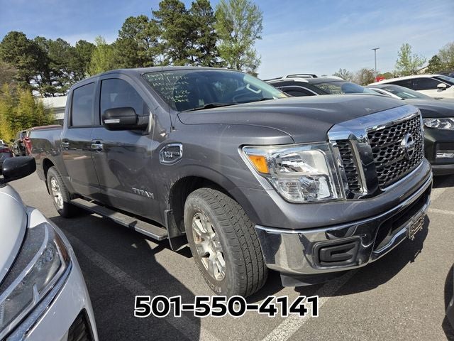 2017 Nissan Titan SV