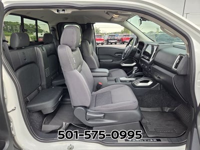 2025 Nissan Frontier SV
