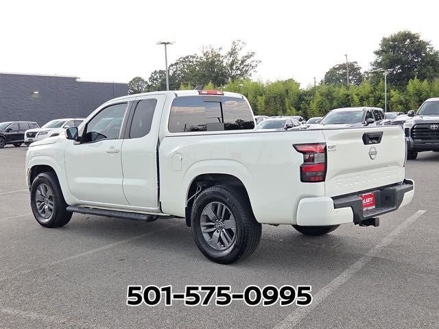 2025 Nissan Frontier SV