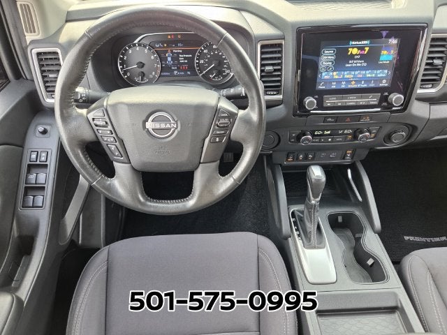 2023 Nissan Frontier SV