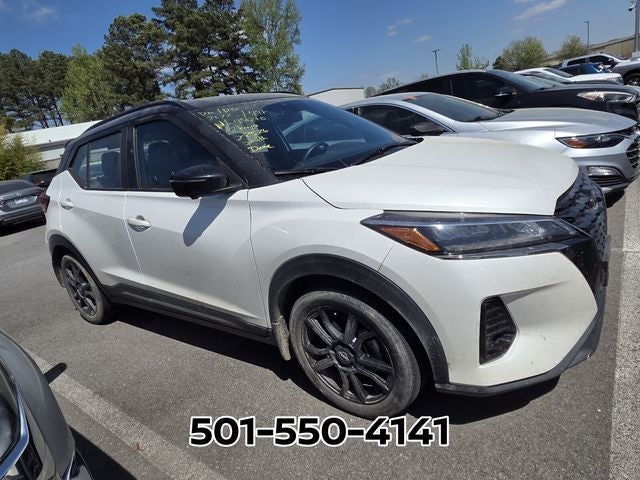 2022 Nissan Kicks SR