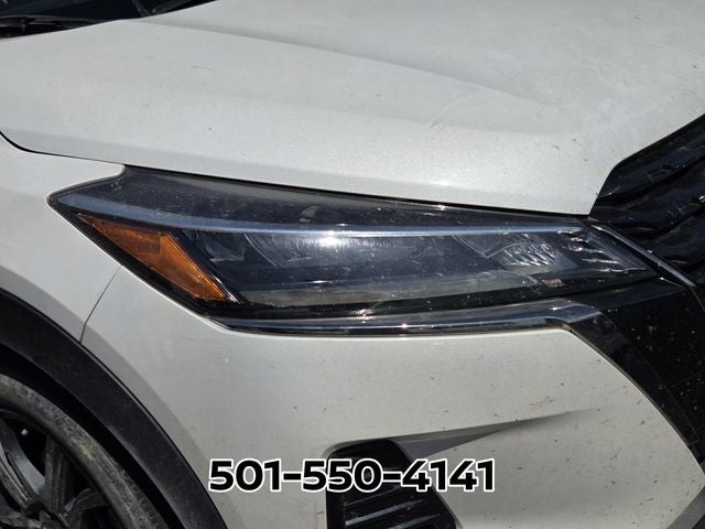 2022 Nissan Kicks SR