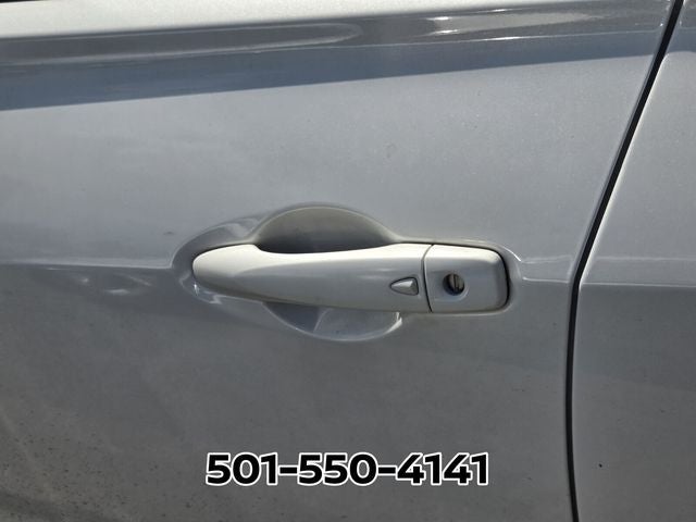 2022 Nissan Kicks SR