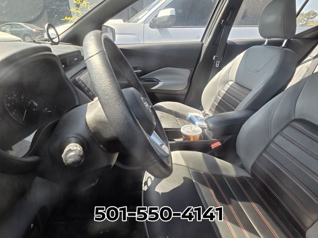 2022 Nissan Kicks SR