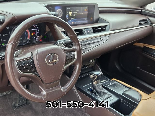 2021 Lexus ES 300h