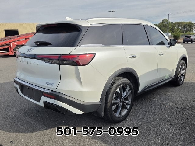 2023 INFINITI QX60 LUXE