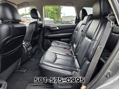 2020 Nissan Pathfinder SL