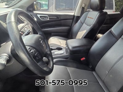 2020 Nissan Pathfinder SL