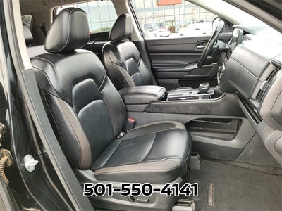 2022 Nissan Pathfinder SL