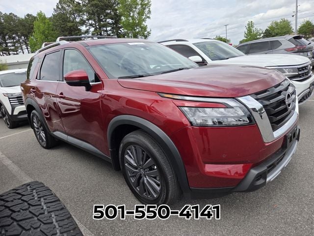 2025 Nissan Pathfinder SL