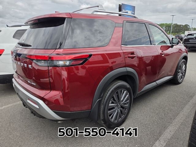 2025 Nissan Pathfinder SL