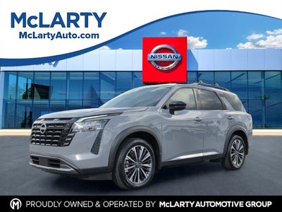 2026 Nissan Pathfinder Platinum