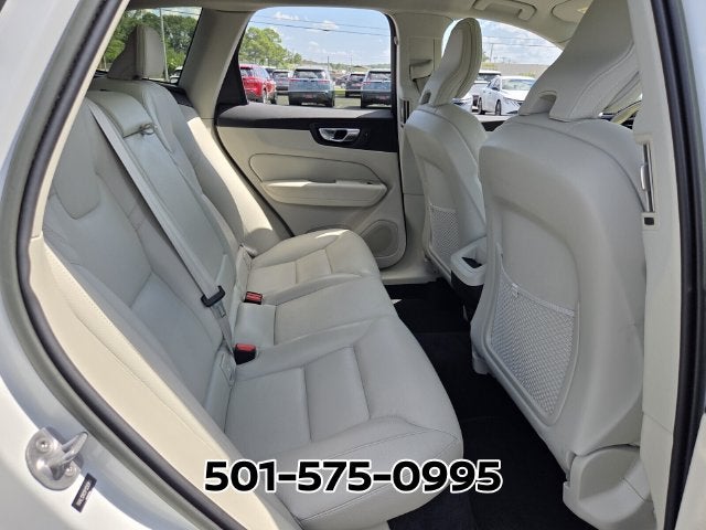 2023 Volvo XC60 B5 Plus Bright Theme