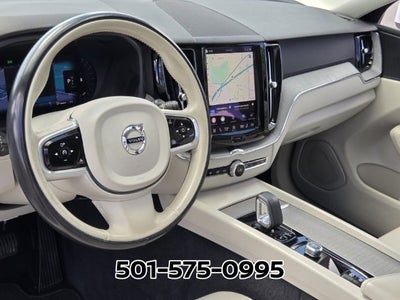 2023 Volvo XC60 B5 Plus Bright Theme